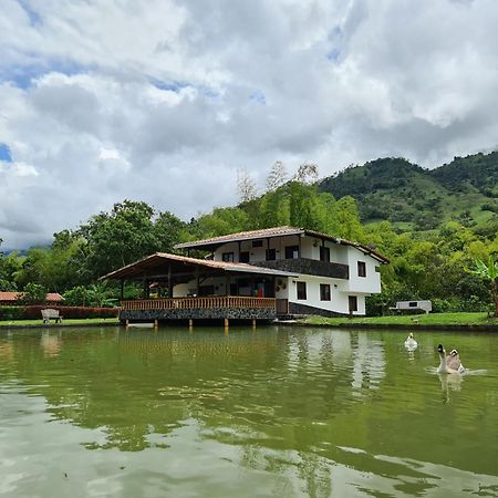 Hotel Campestre Alameda Támesis Zewnętrze zdjęcie
